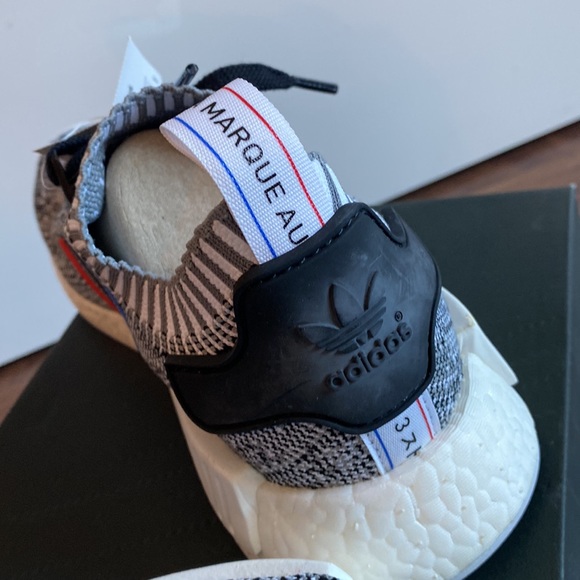 BNIB Adidas NMD R1 Tri Color Stripe White Size 7 - Picture 6 of 8